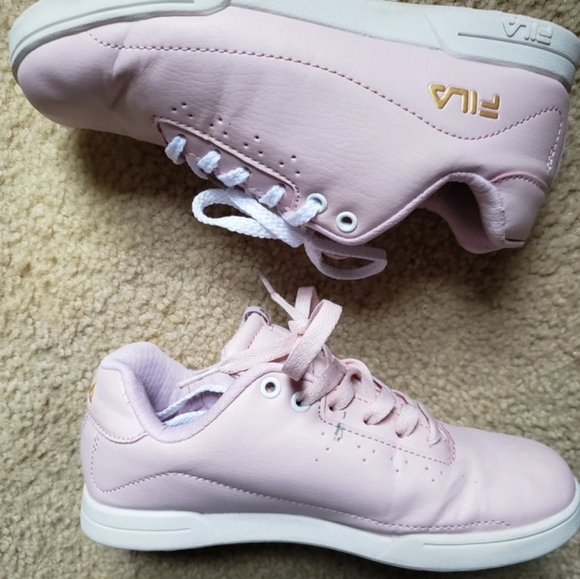 FILA Pink Faux leather Sneakers. Women's size 6 - Picture 4 of 4